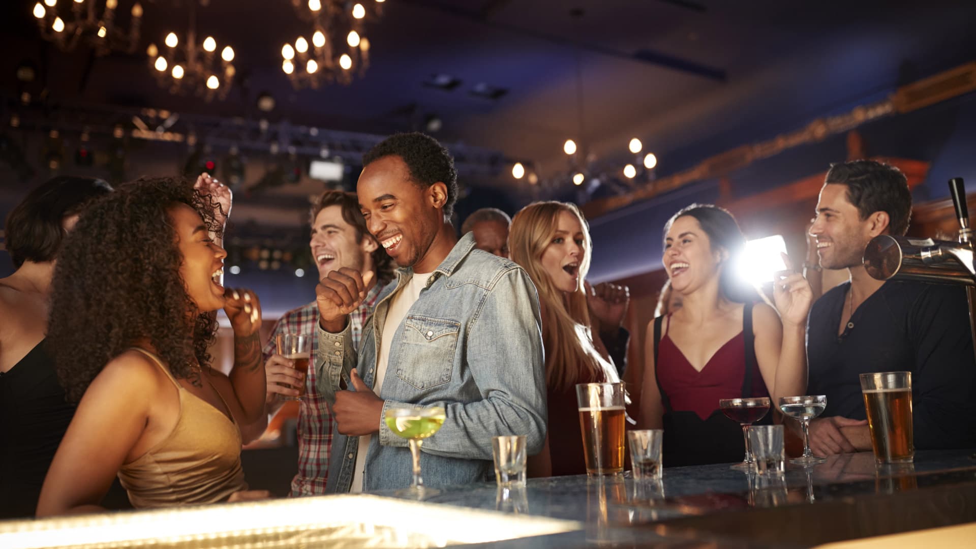 "MEET YOU LATER AT ALLIGATOR" SINGLES/SOCIAL CONNECT!