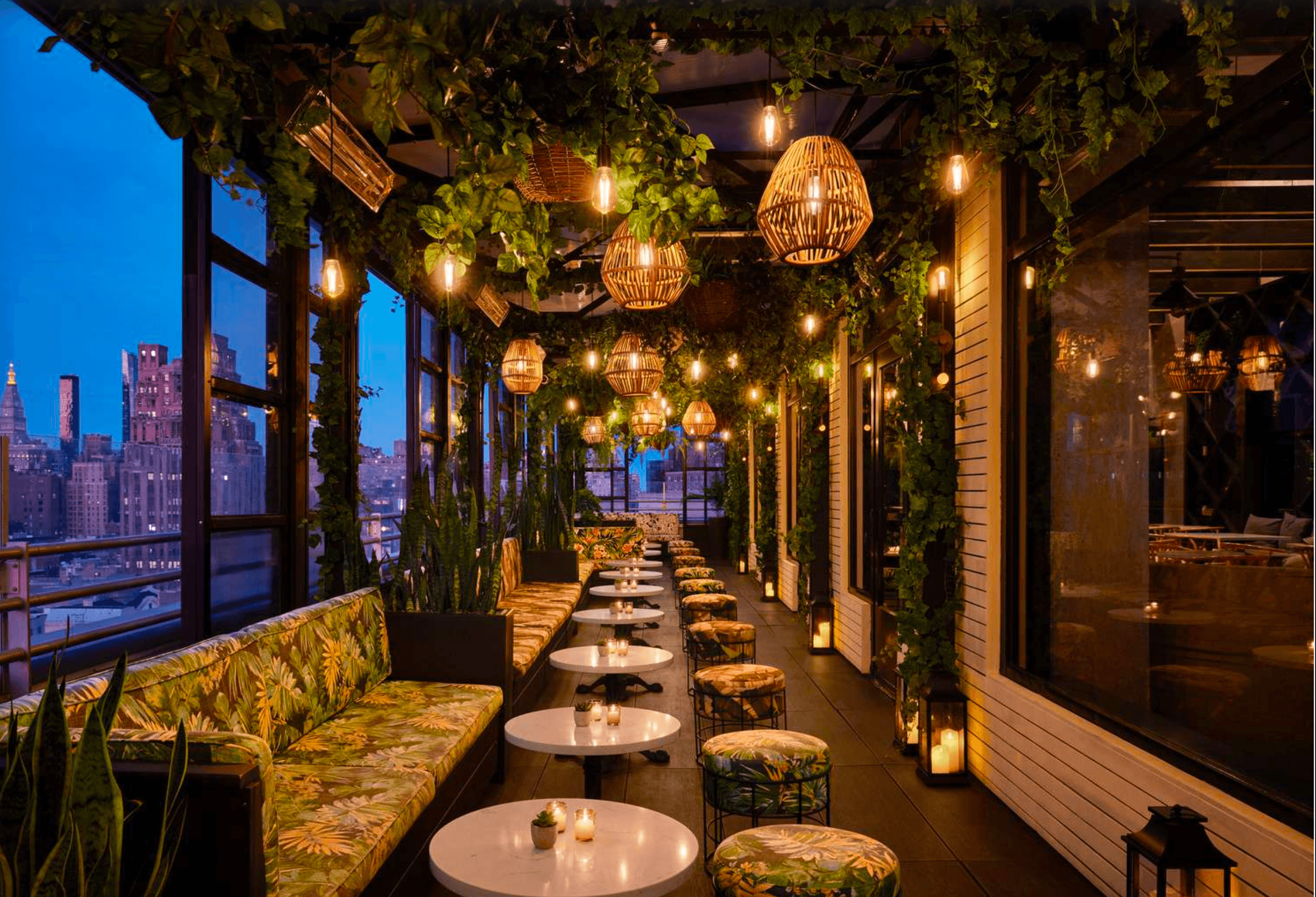 Rooftop Bar & Lounge