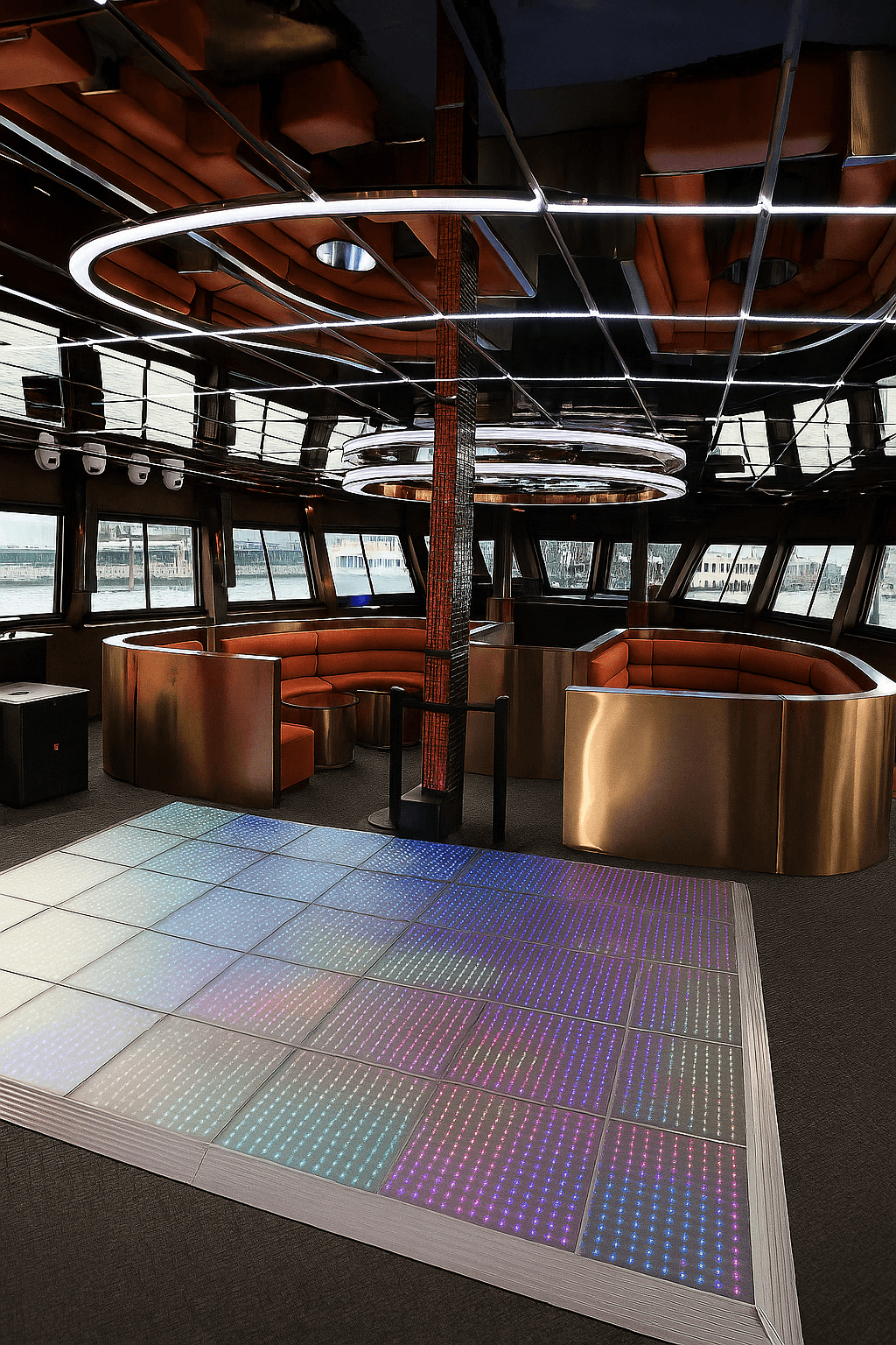 Full Yacht